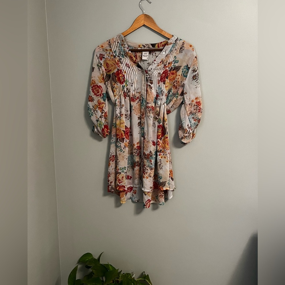 Flowy long floral shirt